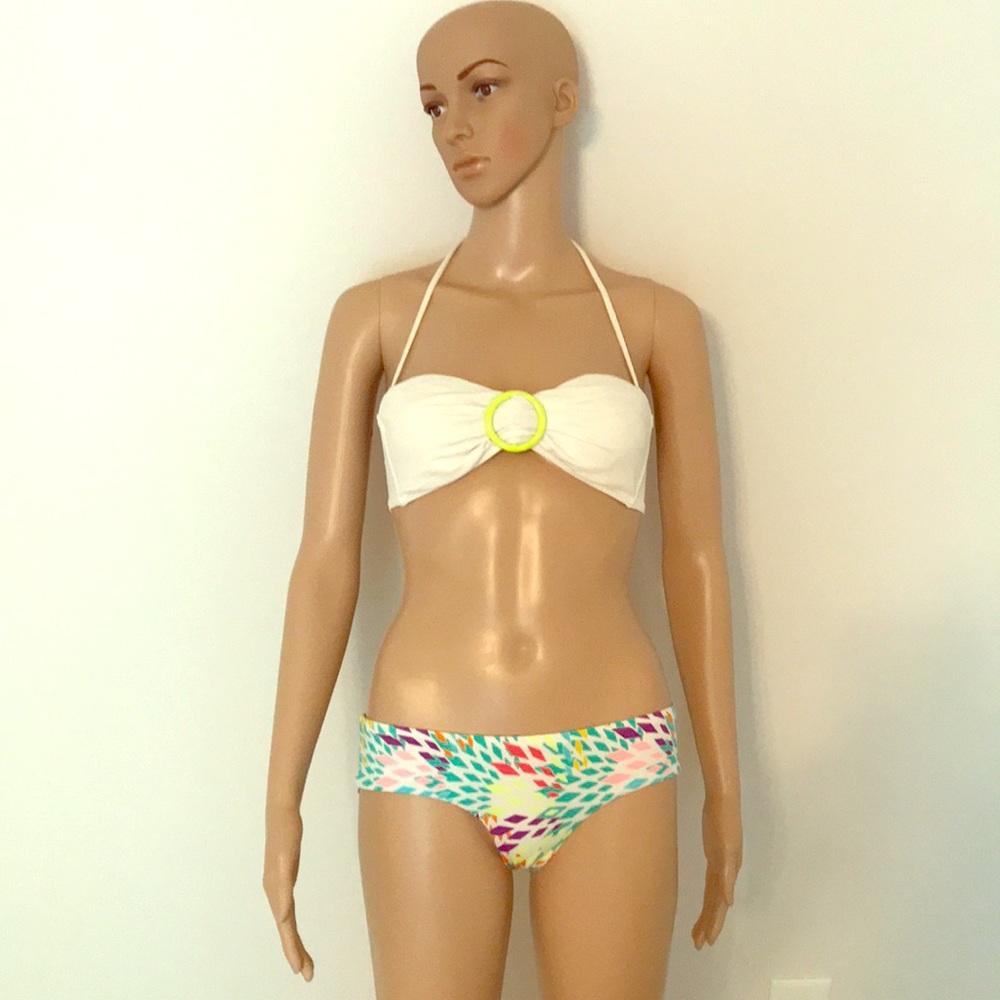 Victoria’s Secret Bikini SMALL